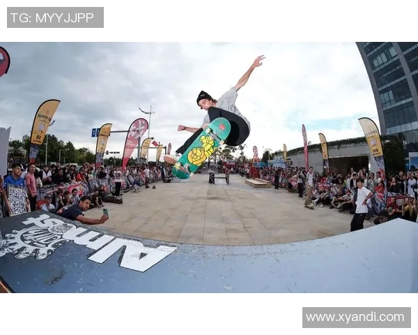 武汉街舞队的蜕变之旅:从街头文化到专业舞台的成长记录 武汉街舞队的蜕变之旅:从街头文化到专业舞台的成长记录